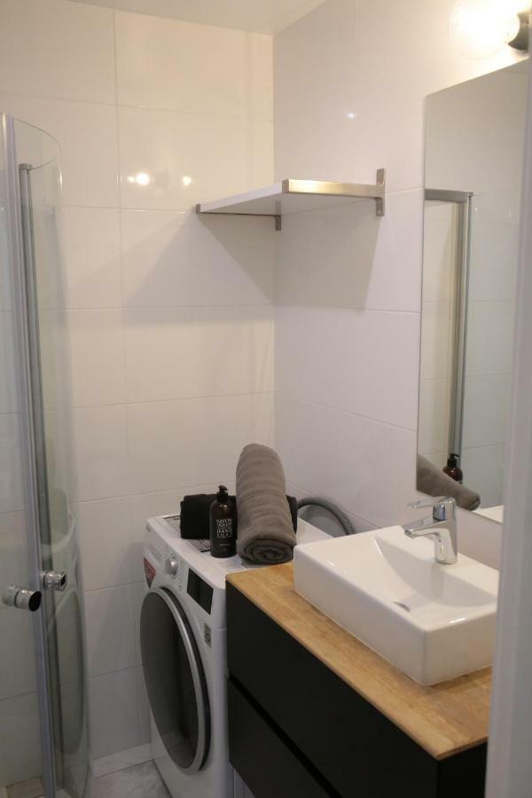 ולנטונה Hotell Norrort מראה חיצוני תמונה